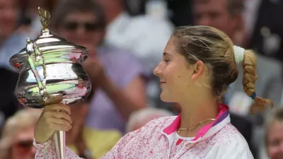 Monica Seles conquista Roland Garros